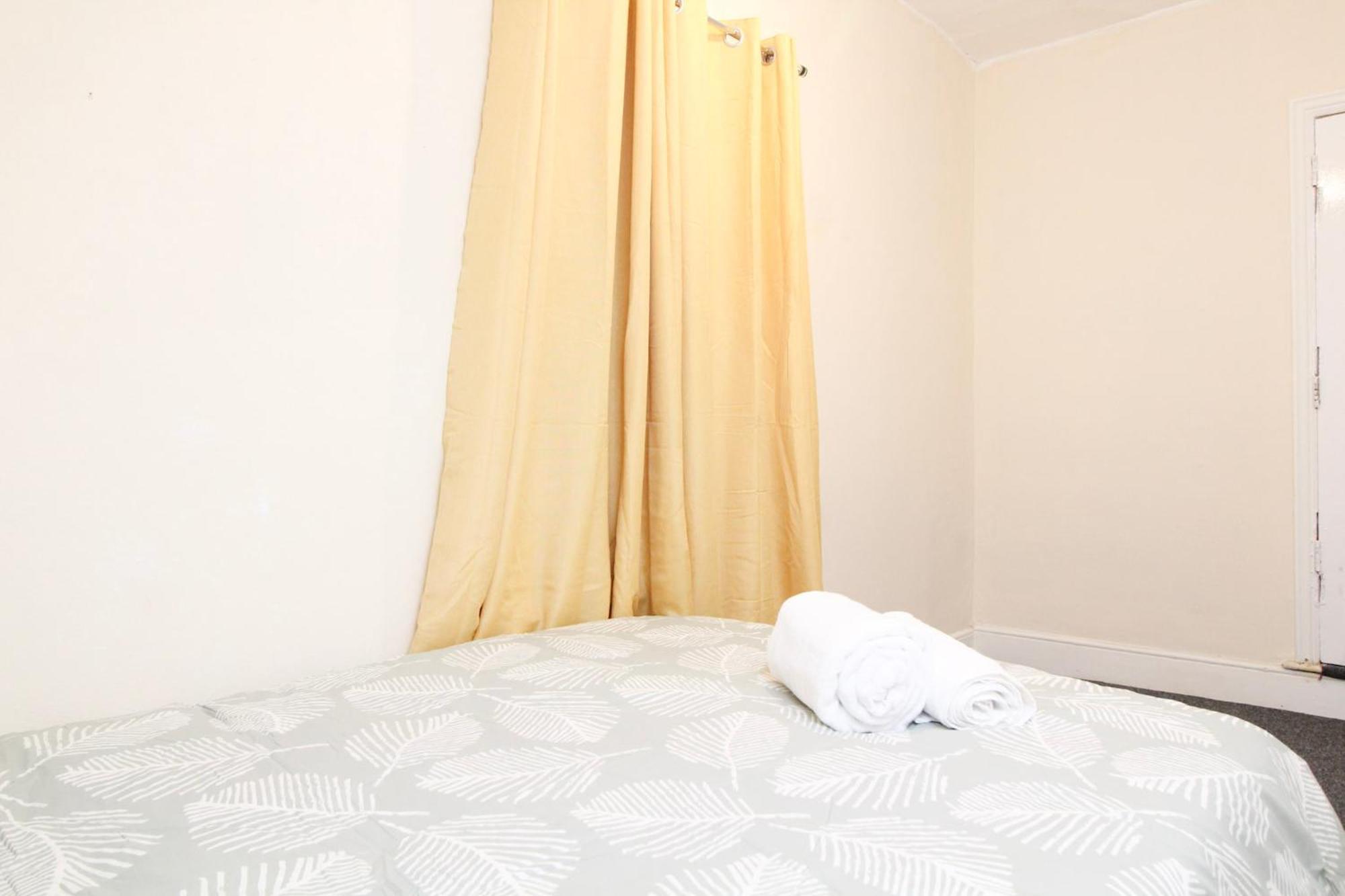 Room 4 Mayflower Road Guest House Σαουθάμπτον Εξωτερικό φωτογραφία