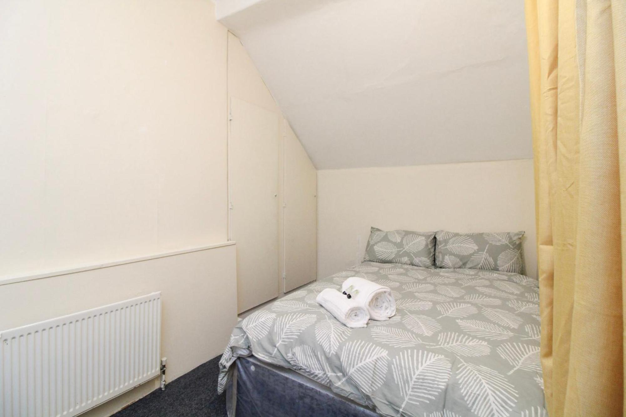 Room 4 Mayflower Road Guest House Σαουθάμπτον Εξωτερικό φωτογραφία
